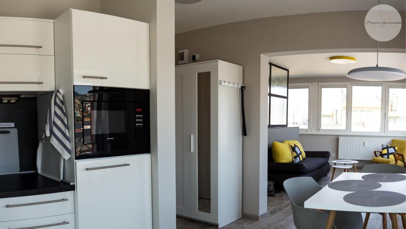 Sky Panorama Apartman Pécs Eksteriør billede